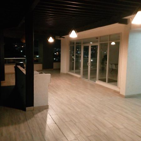 Departamento Confortable En กีโต ภายนอก รูปภาพ